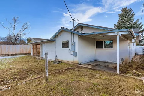 904 Kelton St, Tehachapi, CA 93561 photo 23