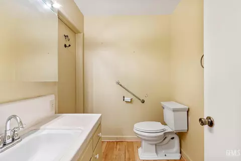 904 Kelton St, Tehachapi, CA 93561 photo 16