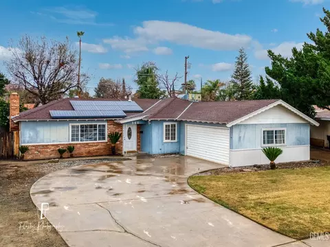 540 Harris Dr, Shafter, CA 93263 photo 4