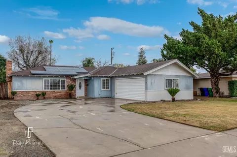540 Harris Dr, Shafter, CA 93263 photo 3
