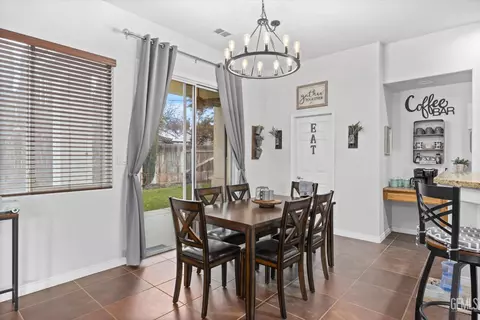 Dining - 314 Pine Falls Dr, Bakersfield, CA 93314 photo 1 of 1