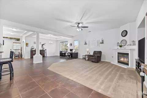 Bedroom - 314 Pine Falls Dr, Bakersfield, CA 93314 photo 1 of 8