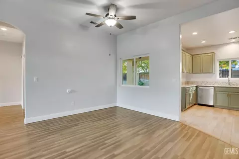 308 Amber St, Taft, CA 93268 photo 14