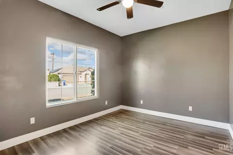 308 Amber St, Taft, CA 93268 photo 36