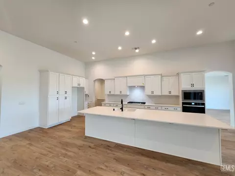 11802 Pendulum Dr, Bakersfield, CA 93306 photo 6