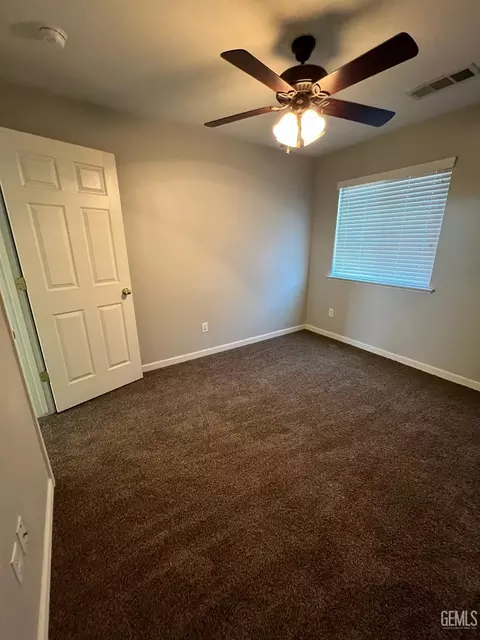 320 Pilgrim Ave, Taft, CA 93268 photo 13