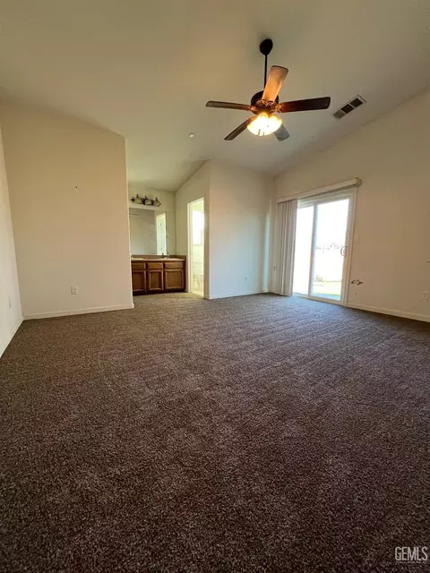 320 Pilgrim Ave, Taft, CA 93268 photo 6