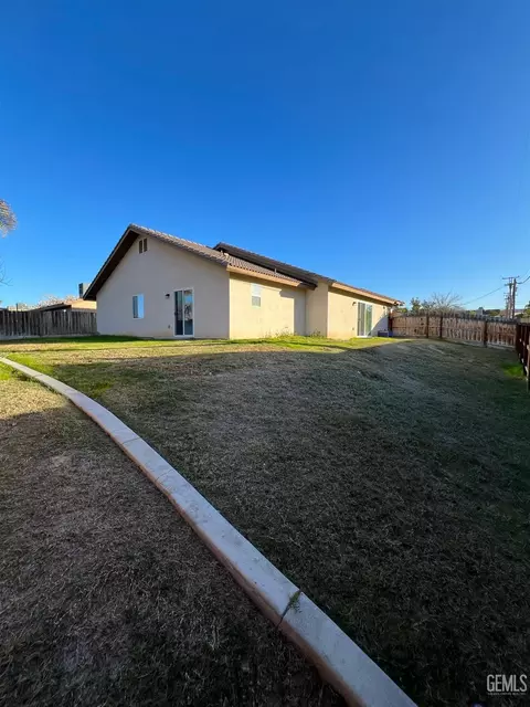 320 Pilgrim Ave, Taft, CA 93268 photo 25