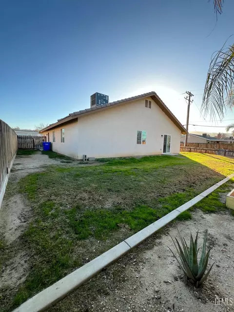 320 Pilgrim Ave, Taft, CA 93268 photo 26