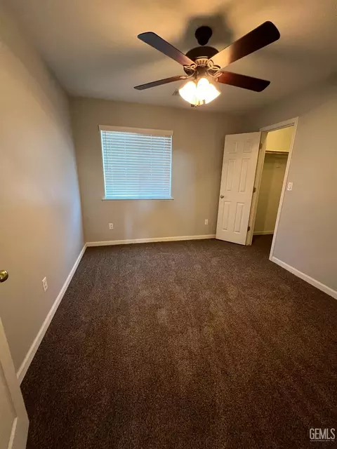 320 Pilgrim Ave, Taft, CA 93268 photo 12