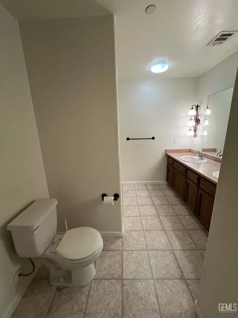320 Pilgrim Ave, Taft, CA 93268 photo 15