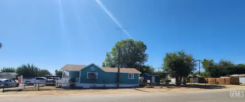 Exterior - 519 Fillmore St, Taft, CA 93268 photo 5 of 18