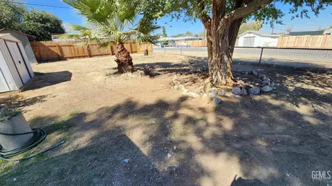 Other - 519 Fillmore St, Taft, CA 93268 photo 5 of 7