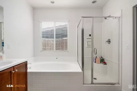7909 Prism Way, Bakersfield, CA 93313 photo 18