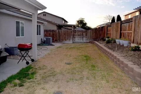 5918 Commonwealth Ave, Bakersfield, CA 93313 photo 19