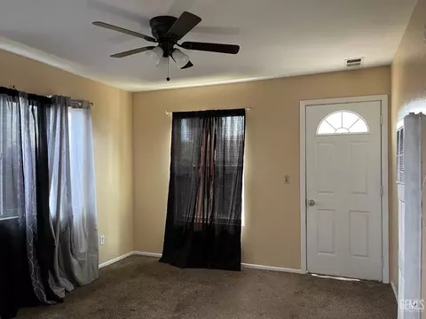 518 Garfield Ave, Taft, CA 93268 photo 32