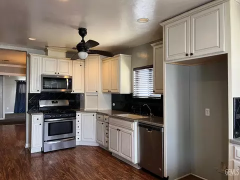 518 Garfield Ave, Taft, CA 93268 photo 18