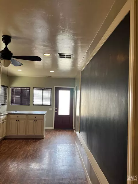 518 Garfield Ave, Taft, CA 93268 photo 13