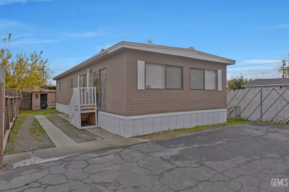 201 Mccord Ave 4, Bakersfield, CA 93308 13 Photos Movoto