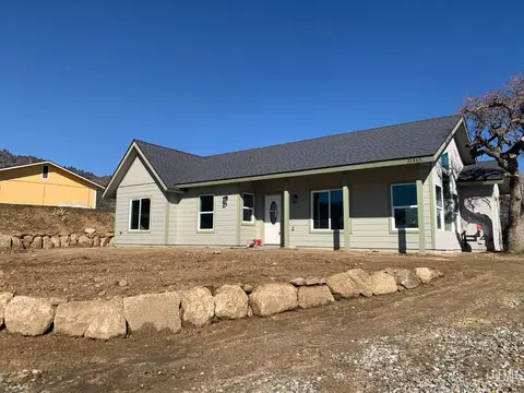 21405 Mountain Dr, Tehachapi, CA 93561 photo 1