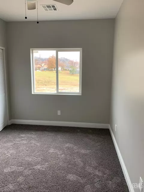 21405 Mountain Dr, Tehachapi, CA 93561 photo 12