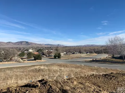21405 Mountain Dr, Tehachapi, CA 93561 photo 19