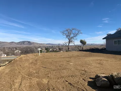 21405 Mountain Dr, Tehachapi, CA 93561 photo 17