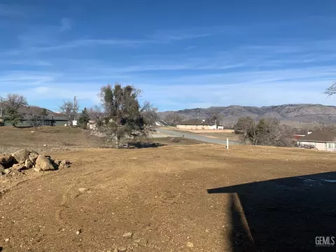 21405 Mountain Dr, Tehachapi, CA 93561 photo 18