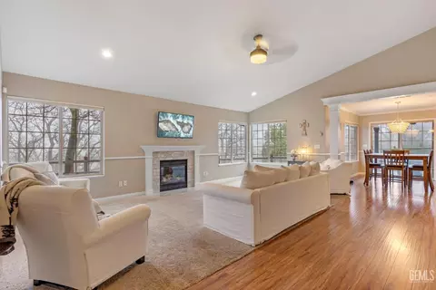 30300 Knight Ct, Tehachapi, CA 93561 photo 11