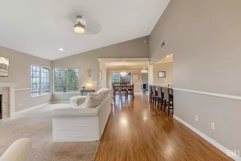 30300 Knight Ct, Tehachapi, CA 93561 photo 10