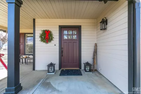 30300 Knight Ct, Tehachapi, CA 93561 photo 7