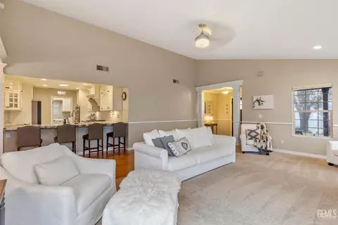 30300 Knight Ct, Tehachapi, CA 93561 photo 13