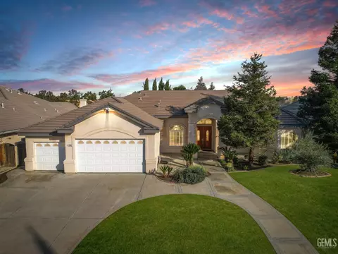 1300 Kings Abbot Way, Bakersfield, CA 93311