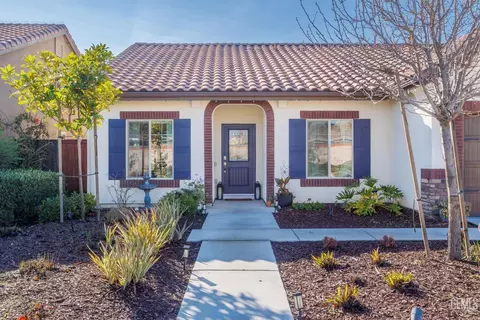 9505 Flowertree Dr, Shafter, CA 93263 photo 3