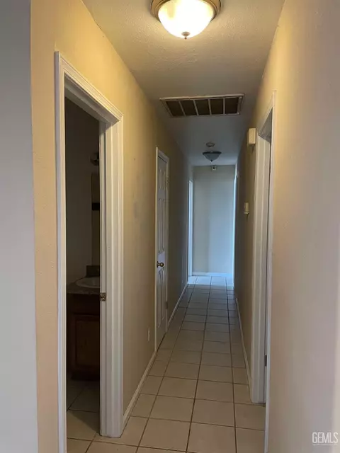 4331 Lorraine St, Shafter, CA 93263 photo 14