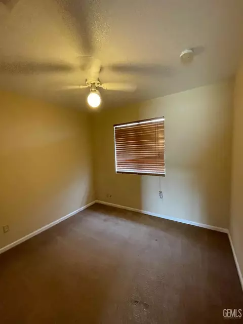 4331 Lorraine St, Shafter, CA 93263 photo 11