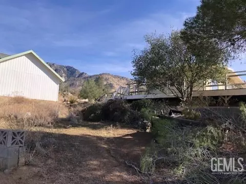 9964 Little Gray Fox Ln, Weldon, CA 93283 photo 13