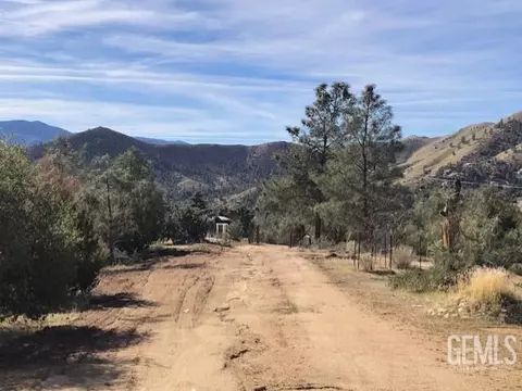 9964 Little Gray Fox Ln, Weldon, CA 93283 photo 27