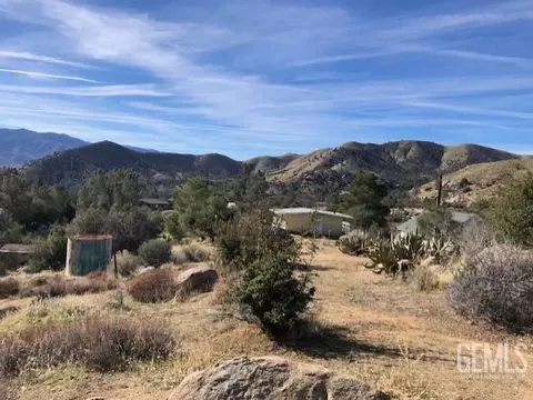 9964 Little Gray Fox Ln, Weldon, CA 93283 photo 18
