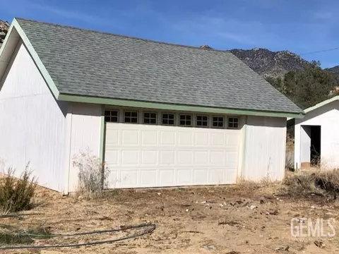 9964 Little Gray Fox Ln, Weldon, CA 93283 photo 21