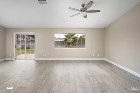 2301 June Ave, Bakersfield, CA 93304 photo 5