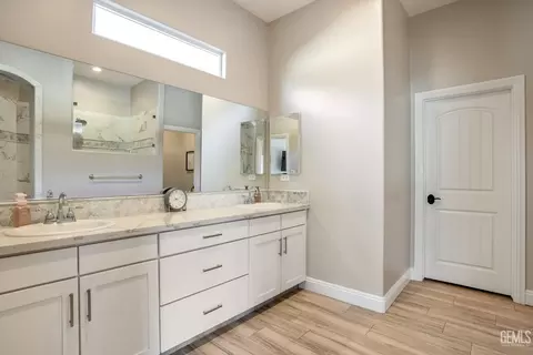 14608 Wayne Lee Ct, Bakersfield, CA 93314 photo 38