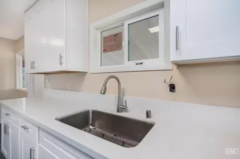 622 B St, Taft, CA 93268 photo 11
