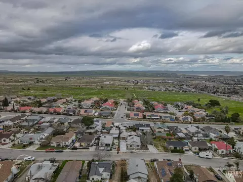 View/Area - 718 Philippine St, Taft, CA 93268 photo 9 of 9