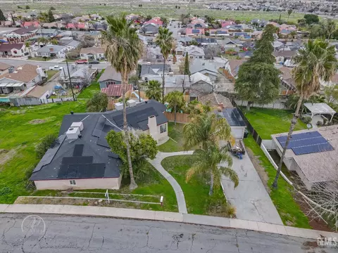 View/Area - 718 Philippine St, Taft, CA 93268 photo 3 of 9