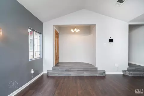 Other - 718 Philippine St, Taft, CA 93268 photo 2 of 11