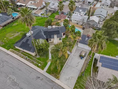View/Area - 718 Philippine St, Taft, CA 93268 photo 6 of 9