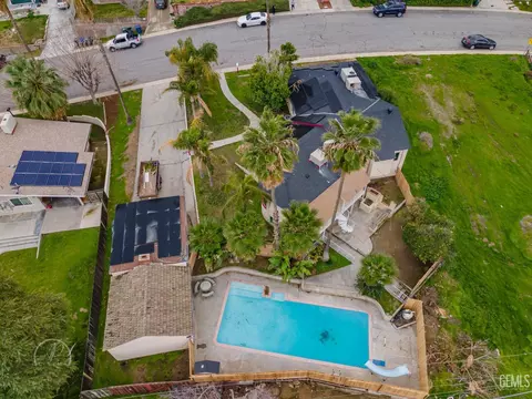 View/Area - 718 Philippine St, Taft, CA 93268 photo 4 of 9