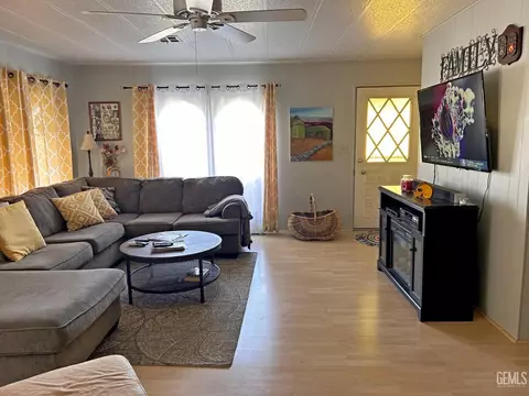 313 Jones St, Bodfish, CA 93205 photo 3