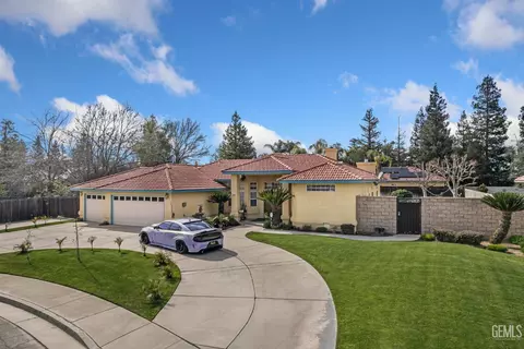 1503 Pepita Way, Bakersfield, CA 93312